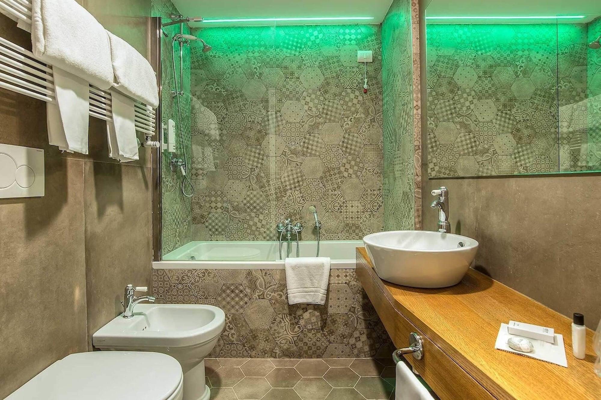 Hotel Elite Roma Esterno foto