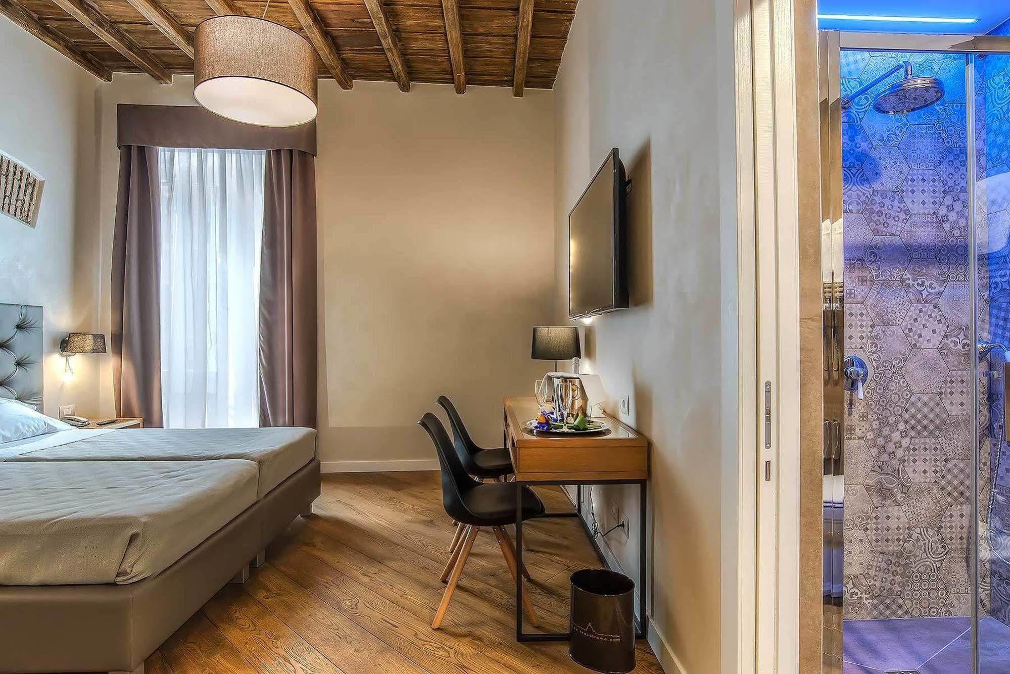 Hotel Elite Roma Esterno foto
